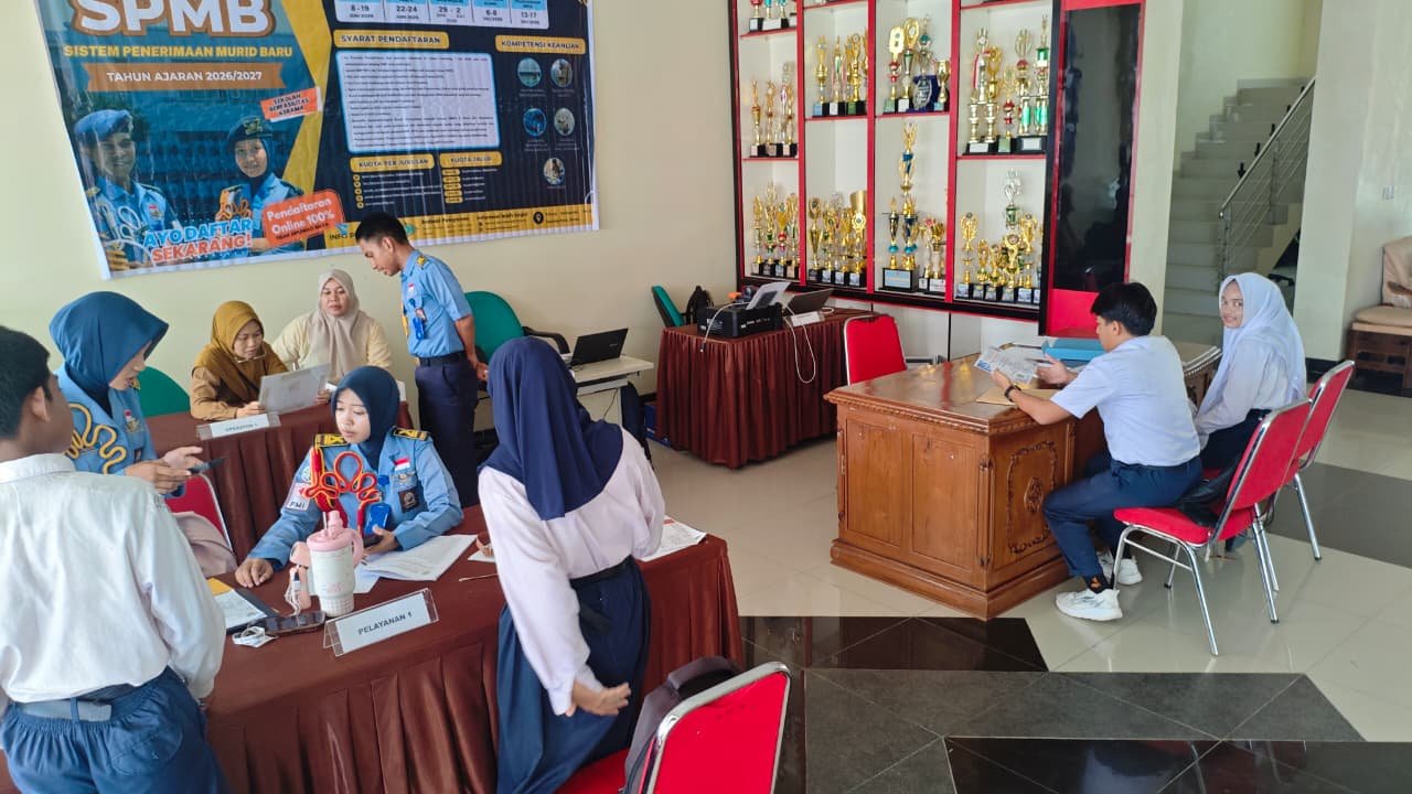 Pelaksanaan Hari Pertama SPMB Jalur Prestasi, Afirmasi, Mutasi, dan Domisili Prioritas Berlangsung Tertib