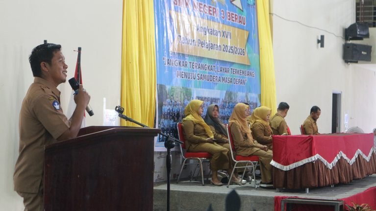 Pelaksanaan Yudisium Angkatan XVII Tahun Pelajaran 2025/2026